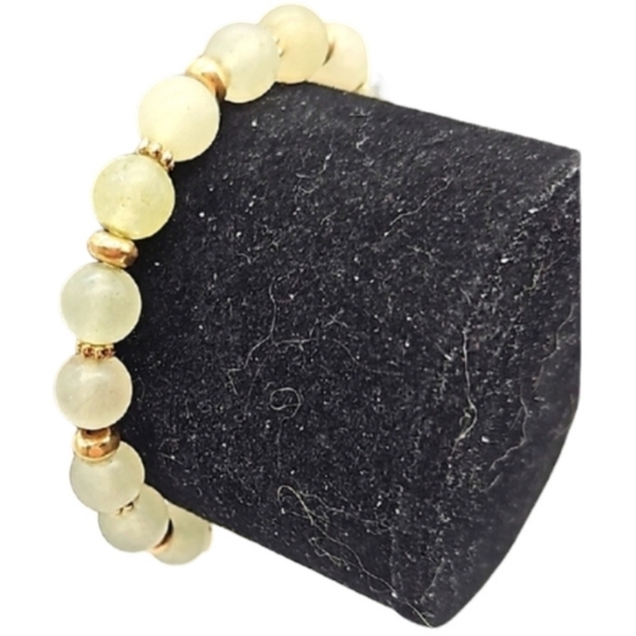 Quartz stretch bracelet w/gold bead spacers - Picture 2 of 7